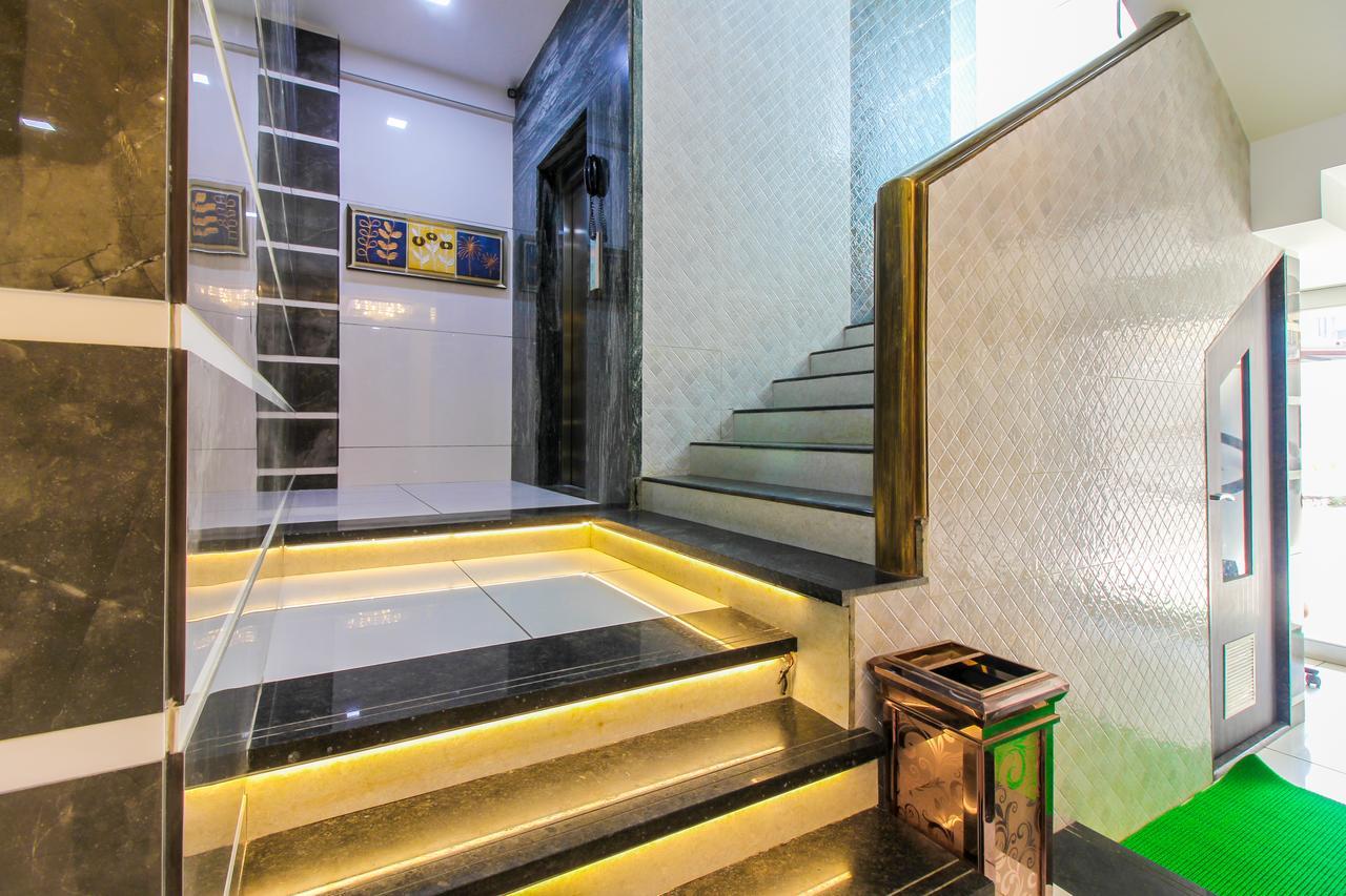 Fabhotel Laaiba Residency Mumbai Exterior photo